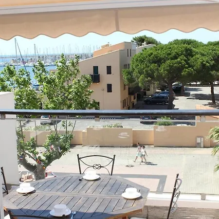 Apartment Avec Grande Terrasse Vue Panoramique Gn400-024