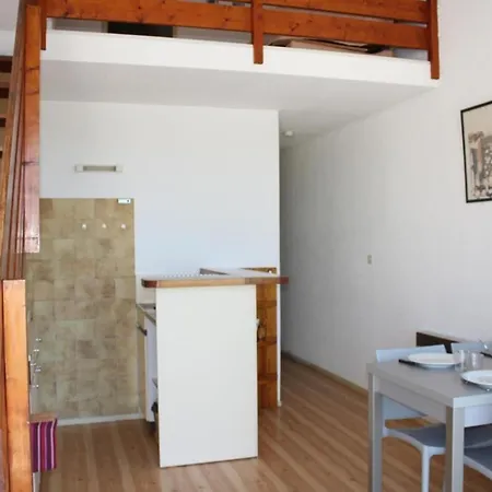 2 Pieces Mezzanine - Gn400-024 Apartment