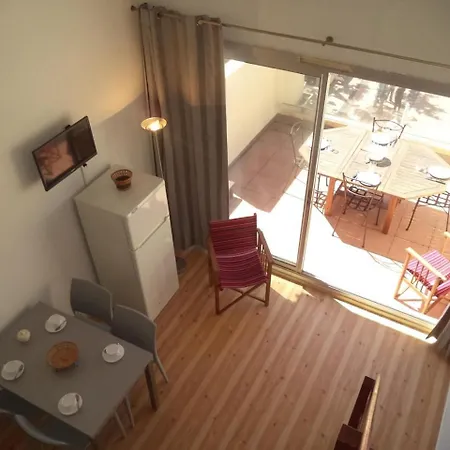 2 Pieces Mezzanine - Gn400-024 Apartment *